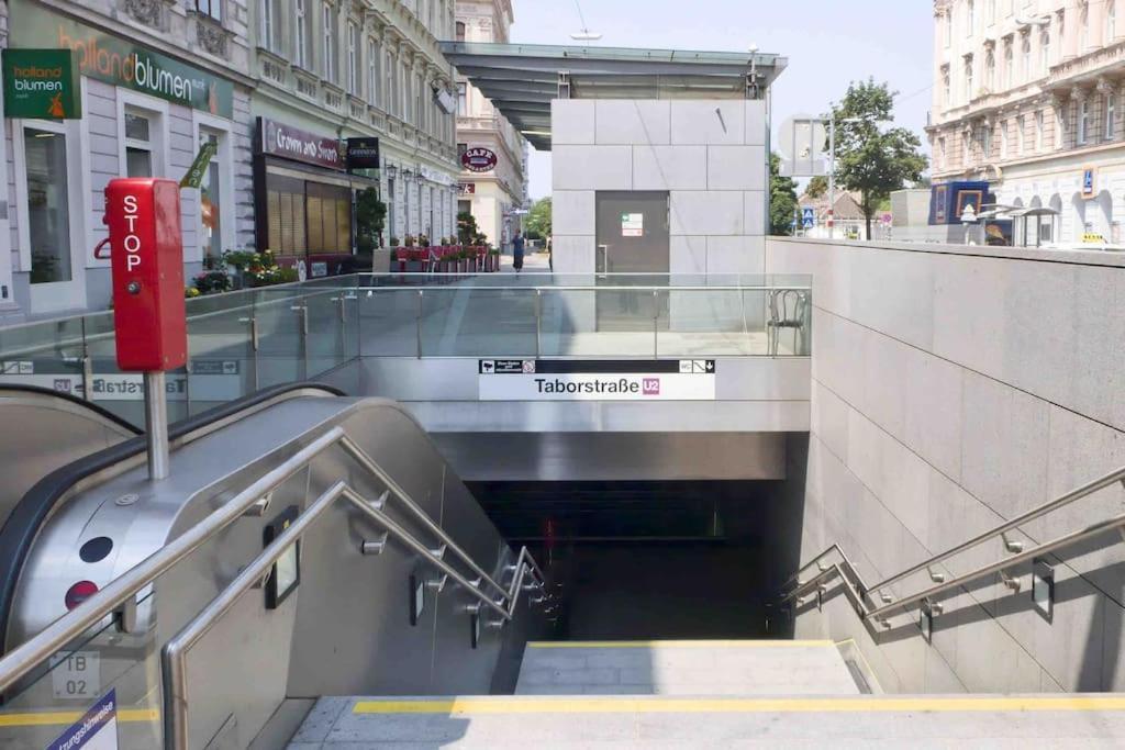 Center Apt In Best Area Near Park & Danube 20'To Airport Apartment Vienna Exterior photo